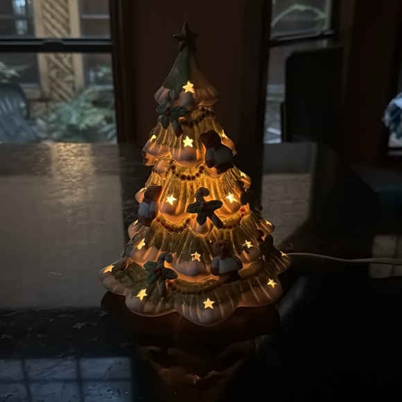 Ceramic Christmas tree - Picture 3 of 5